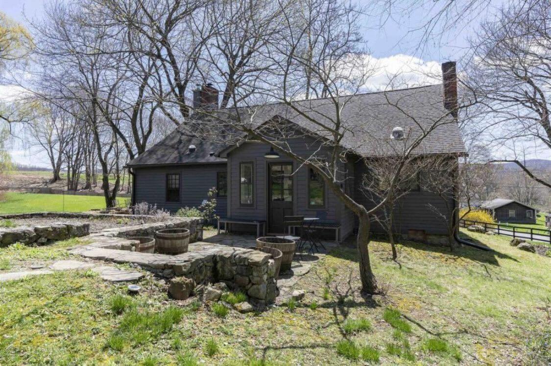 Renovated Historic Cottage By Summer Pine Plains Exterior photo