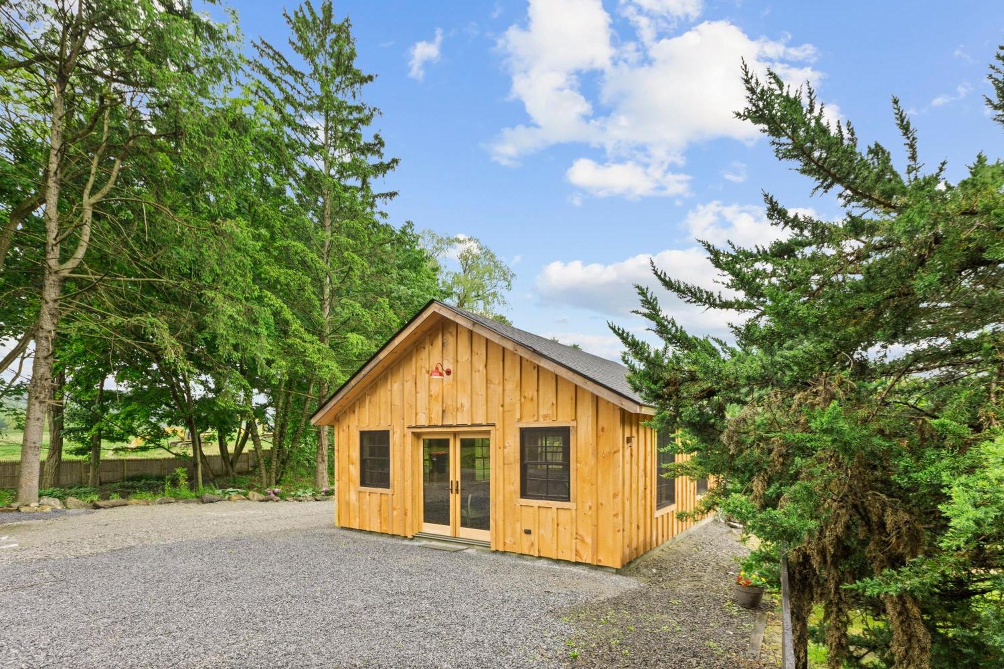 Renovated Historic Cottage By Summer Pine Plains Exterior photo